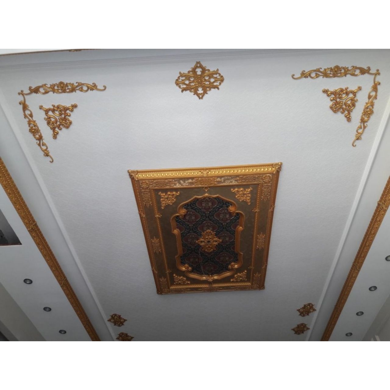 Decogold Beyaz Altın Saray Tavan Motif 28,5*37,5 cm